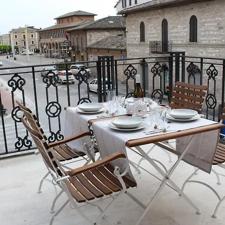 شقة Sunset House La Terrazza أسيسي